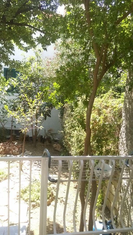 Apartman Restovic Bol Exterior photo